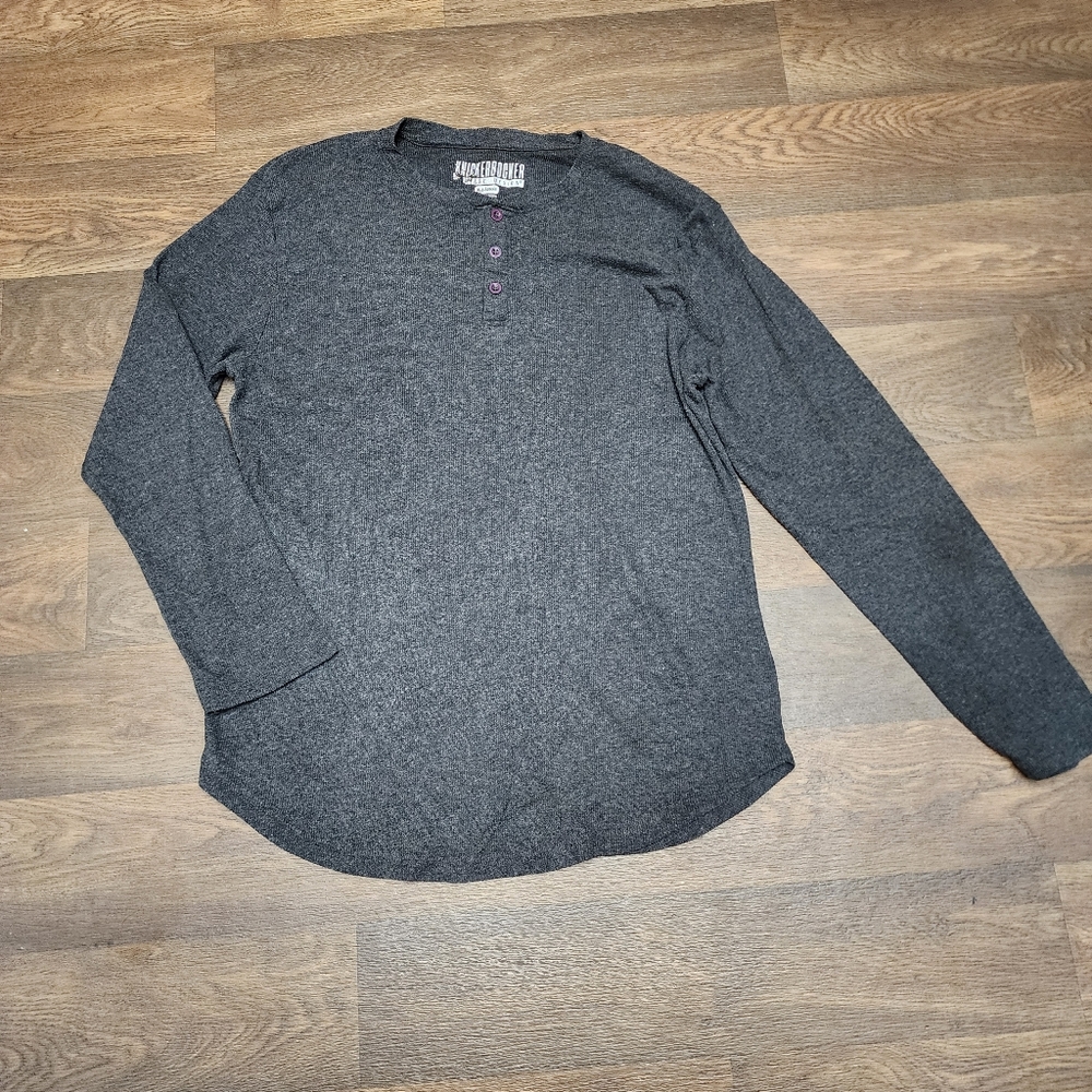 Men's Charcoal Long Sleeve Henley